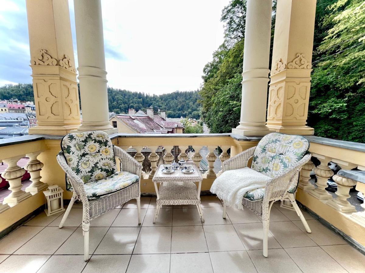 Bohemian City - Amazing View, Garage Karlovy Vary Dış mekan fotoğraf